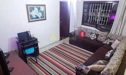 Casa à venda 2 quartos, 2 vagas, 250m², parque senhor do bonfim, taubaté - sp
