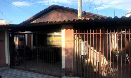Casa à venda 4 Quartos, 1 Vaga, 300M², Residencial Ouro Verde, Pindamonhangaba - SP