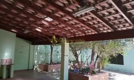 Casa à venda 3 Quartos, 1 Suite, 2 Vagas, 120M², Parque São Cristóvão, Taubaté - SP