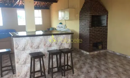 Casa à venda 4 Quartos, 2 Suites, 3 Vagas, 300M², Residencial Vale das Acácias, Pindamonhangaba - S