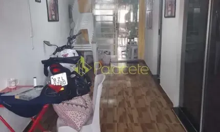 Casa à venda no Centro, Potim 