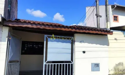 Casa à venda 2 Quartos, 1 Vaga, 70M², Residencial Mombaça, Pindamonhangaba - SP