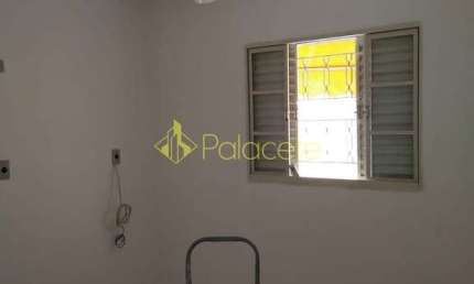 Casa à venda 3 Quartos, 3 Vagas, 250M², Parque Jaraguá, Taubaté - SP