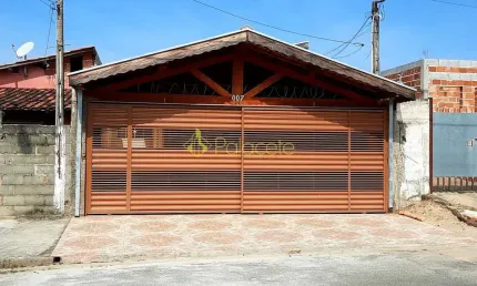 Casa à venda 3 Quartos, 4 Vagas, 175M², Vila Rica, Pindamonhangaba - SP