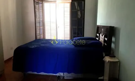 Casa à venda 3 Quartos, 1 Suite, 2 Vagas, 3M², Conjunto Residencial Araretama, Pindamonhangaba - SP
