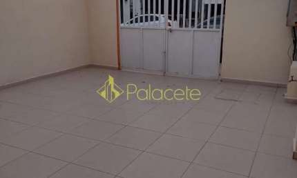 Casa à venda 2 Quartos, 1 Vaga, 125M², Parque São Domingos, Pindamonhangaba - SP