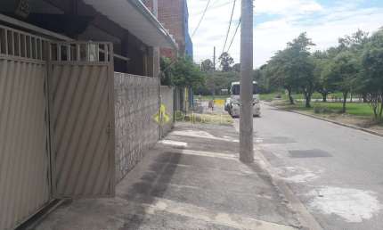 Casa à venda 2 Quartos, 3 Vagas, 250M², Delta, Pindamonhangaba - SP