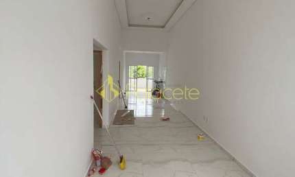 Casa à venda 3 Quartos, 1 Suite, 2 Vagas, 175M², Parque Residencial Santo André, Caçapava - SP
