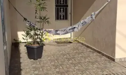 Casa à venda 2 Quartos, 1 Vaga, 125M², Parque Senhor do Bonfim, Taubaté - SP