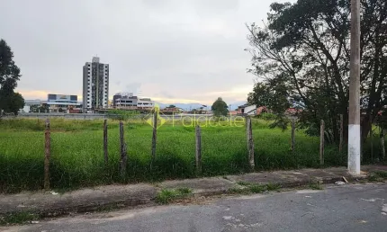 Terreno à venda 300M², Alto do Cardoso, Pindamonhangaba - SP