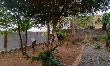 Casa à venda 2 Quartos, 250M², Alto São Pedro, Taubaté - SP