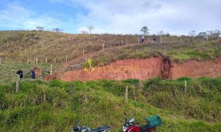 Terreno à venda no Sete Voltas, Taubaté 