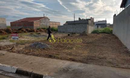 Terreno à venda Loteamento Residencial e Comercial Flamboyant, Pindamonhangaba - SP