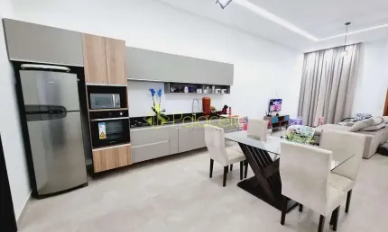 Casa à venda 3 Quartos, 1 Suite, 4 Vagas, 300M², Parque São Luís, Taubaté - SP | Residencial Jatobá