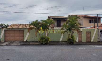 Casa à venda 3 Quartos, 1 Suite, 2 Vagas, 500M², Residencial Mombaça, Pindamonhangaba - SP