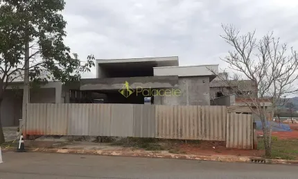 Casa à venda 3 Quartos, 275M², Monte Belo, Taubaté - SP | Catagua Way Norte