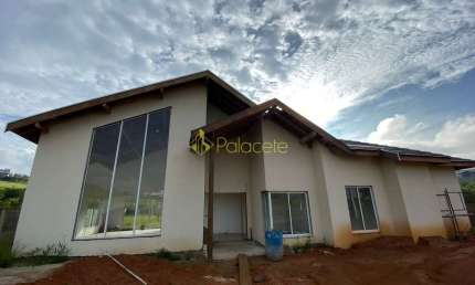Casa à venda 3 Quartos, 1 Suite, 4 Vagas, 1025M², Condominio Village da Serra, Tremembé - SP | Cond