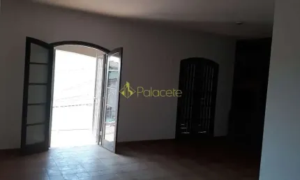 Casa à venda 4 Quartos, 1 Suite, 2 Vagas, 304.5M², Vila Resende, Caçapava - SP