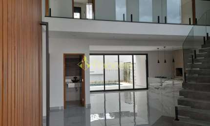 Casa à venda 4 Quartos, 4 Suites, 2 Vagas, 340M², Guedes, Tremembé - SP | Morada do Visconde