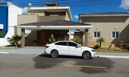 Casa à venda 4 Quartos, 2 Suites, 4 Vagas, 500M², Piracangaguá, Taubaté - SP | Condominio Jardim Oá