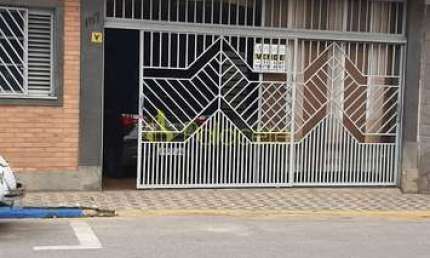 Casa à venda 2 Quartos, 1 Suite, 2 Vagas, Centro, Aparecida - SP