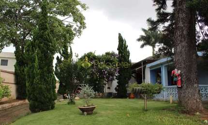 Casa à venda 6 Quartos, 2 Suites, 1256.52M², Santana, Pindamonhangaba - SP