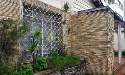 Casa à venda 4 quartos, 1 vaga, 1000m², centro, taubaté - sp