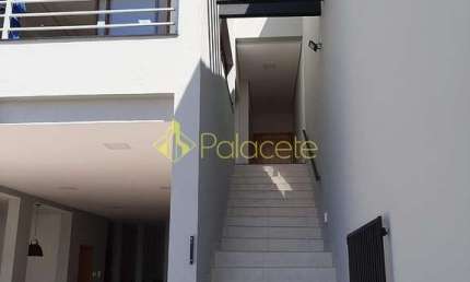 Casa à venda 4 Quartos, 4 Suites, 2 Vagas, 300M², Village Mantiqueira, Guaratinguetá - SP