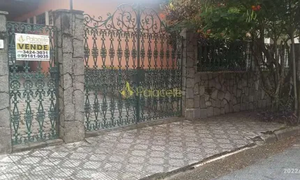 Casa à venda 4 quartos, 2 suites, 2 vagas, 973.78m², centro, taubaté - sp