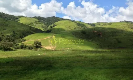 Chácara à venda 3 Quartos, 1 Suite, 4840000M², Zona Rural, Lagoinha - SP