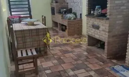Chácara à venda 3 Quartos, 2 Suites, 8 Vagas, 3000M², Goiabal, Pindamonhangaba - SP