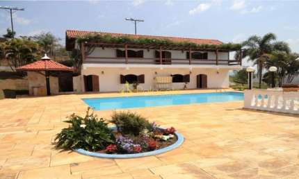 Chácara à venda 4 Quartos, 4 Suites, 80000M², Centro, Cunha - SP