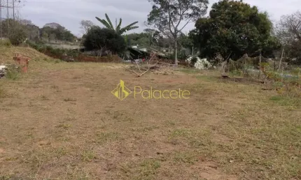 Chácara à venda 3 Quartos, 2 Vagas, 1800M², Parque Lago Azul, Pindamonhangaba - SP