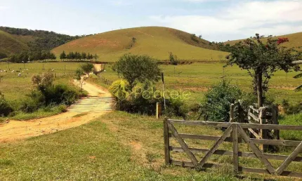 Chácara à venda 2555.55M², Bairro dos Macacos, Silveiras - SP