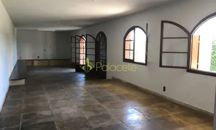 Comercial à venda 4 Quartos, 2 Suites, 8 Vagas, 786M², Jardim Boa Vista, Pindamonhangaba - SP