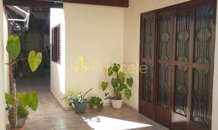 Casa com 3 quartos à venda no Centro, Tremembé 
