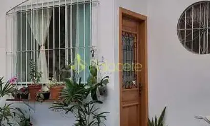 Casa com 2 quartos à venda na Vila Naly, Caçapava 