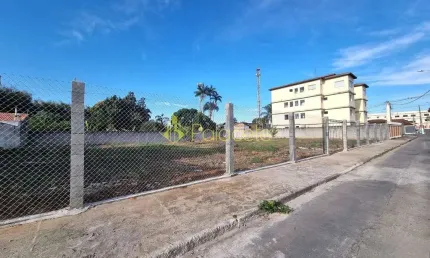Terreno à venda no Santana, Pindamonhangaba 