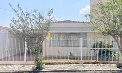 Oportunidade Imperdível: Casa Térrea à Venda com 3 Dormitórios e Quintal com Edícula em Jardim São