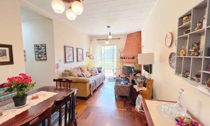 Apartamento térreo, em prédio de  02 andares, mobiliado, com garden,  em  10.000m2  de condominio,
