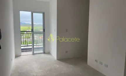 Apartamento à venda dois dormitórios com sacada e vista para a Serra, Feital, Pindamonhangaba, SP