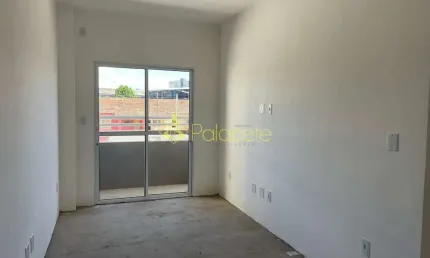 Apartamento dois dormitórios com suíte e sacada à venda, ótima localização, Bosque da Princesa, Pin