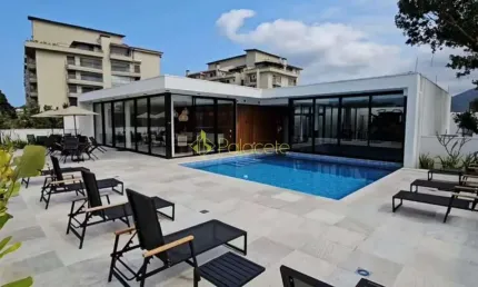 Casa em Condomínio com 2 Suítes Planejada e Mobiliada, com Lazer Completo e Localização Privilegiad