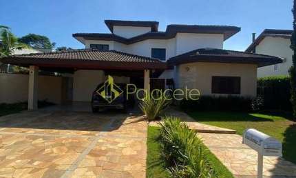 Casa para Locação 4 Quartos, 2 Suites, 2 Vagas, 700M², Condomínio Colonial Village, Pindamonhangaba