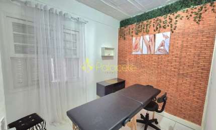 Sala comercial para alugar no Centro, Pindamonhangaba 