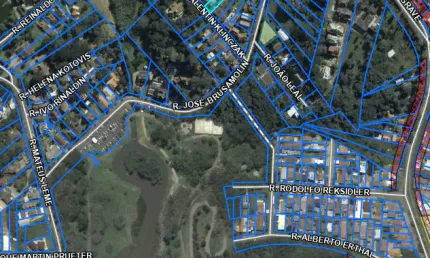 Terreno à venda na Rua Valentin Klinczak, 03, São Lourenço, Curitiba