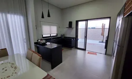 Casa com 3 dormitórios para alugar, 160 m² por R$ 7.200,00/mês - Residencial Central Parque - Salto/SP