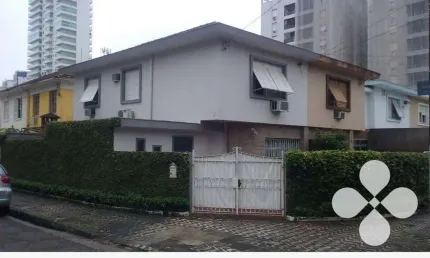Sobrado com 3 dormitórios à venda, 122 m² por R$ 1.400.000,00 - Ponta da Praia - Santos/SP