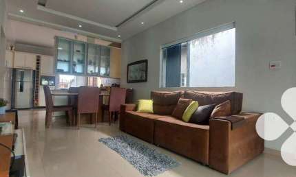 Excelente Casa Tipo Sobrado 3 dormitórios com suíte - São Vicente