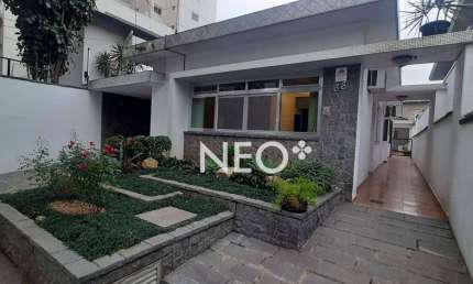 Casa com 4 dormitórios para alugar, 167 mês - Embaré - Santos/SP